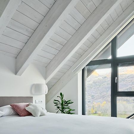 Sandiniés Casa De La Paz En El Valle De Tena מראה חיצוני תמונה
